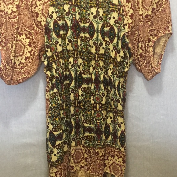 *3 for $20* Live and Let Live Boho Medallion Top - Picture 3 of 10